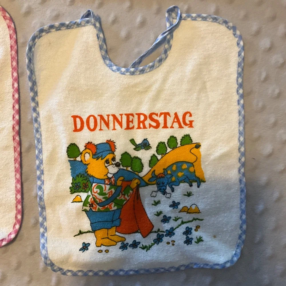 Bambino Vintage Baby Bibs Set 7 Days of Week Cartoon Animals German‎